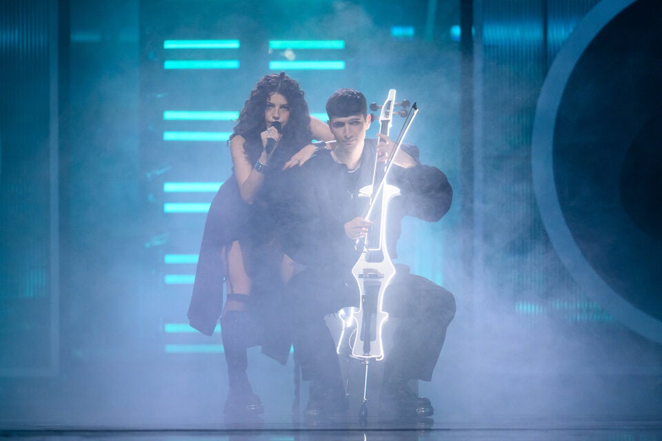 Schweden, heiße Finnin und Frankreich wollen uns den Sieg stehlen