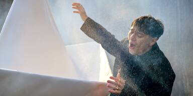 1. Blick auf unseren  ESC-Hit: JJ zeigt seine geheime Show