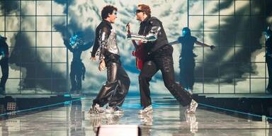 Das erste Probe-Video: Hier rockt Cosmo seinen ESC-Hit
