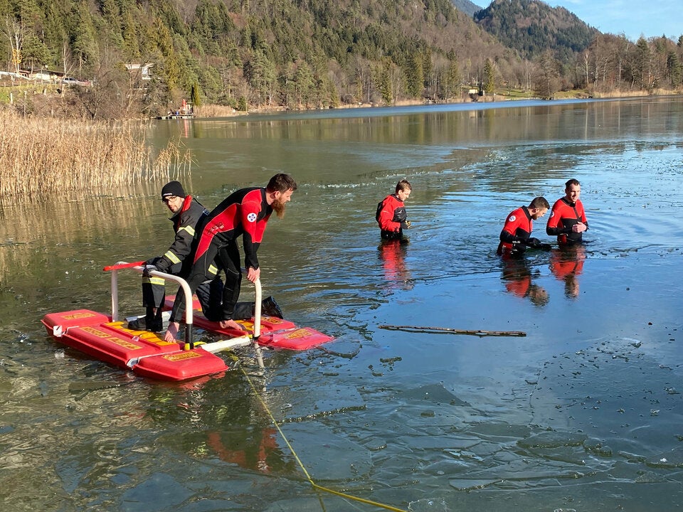 Tier-Drama: Bulldogge ertrinkt bei Rettungsaktion in See