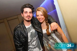 Elephant pres. Sneakerlicious