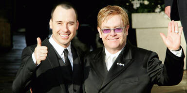 Elton John: Vater von Baby Zachary