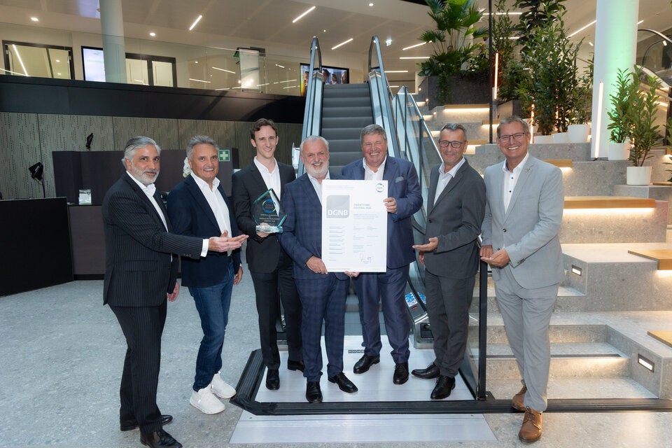 ÖGNI-Auszeichnung: Kristall für den Central Hub.