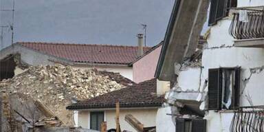 Überlebende nach 42 Stunden gerettet