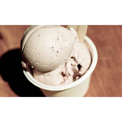 Erdbeer-Balsamicoessig-Eis