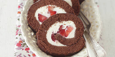 Erdbeer-Roulade
