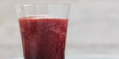 Erdbeer-Traube-Apfel-Smoothie