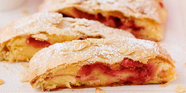 Erdbeerstrudel
