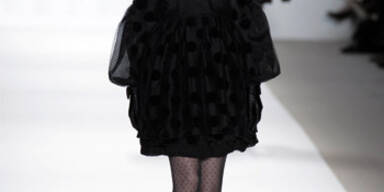 Schwarz steht uns allen