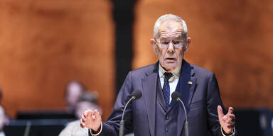 Alexander Van der Bellen