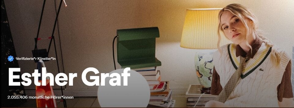 2,1 Millionen Spotify-Fans (!) Österreicherin schaffte es jetzt sogar auf den Times Square