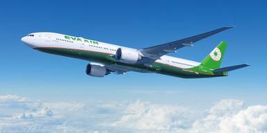Eva Air Flugzeug in der Luft
