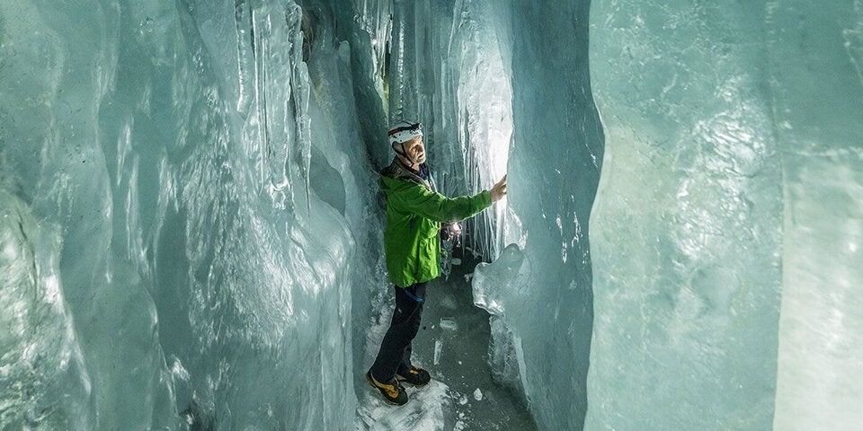 Führung durch den Natur Eis Palast