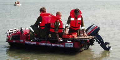 Erstes Feuerwehr-Auto Österreichs, das schwimmt