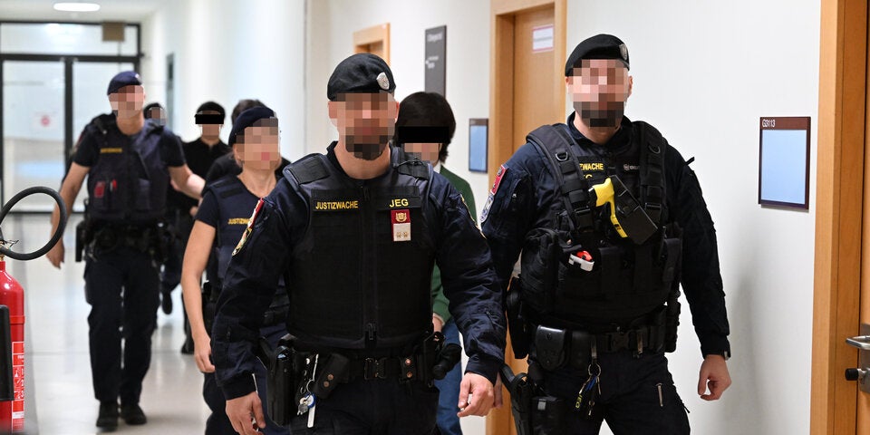 Lehrerin missbraucht Prozess