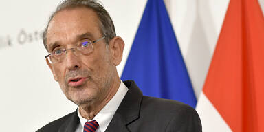 Corona | Fa&szlig;mann sieht keine Gef&auml;hrdung des Pr&auml;senzunterrichts