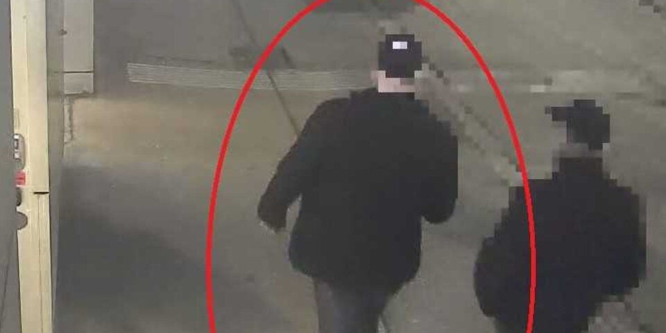 Brutaler Raub: Polizei fahndet nach diesem Trio