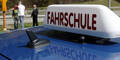 Kollegen zur Fahrprüfung geschickt