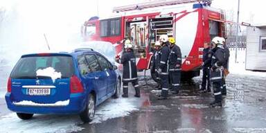 Fahrzeugbrand-Bürs,-Dreier