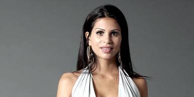 Neue Augenbrauen für Lugner-Ex Bambi