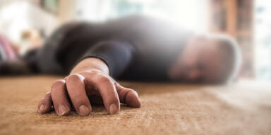 Familienstreit eskaliert: Sohn attackiert Vater mit Eisenstange | Ausraster in Ragnitz