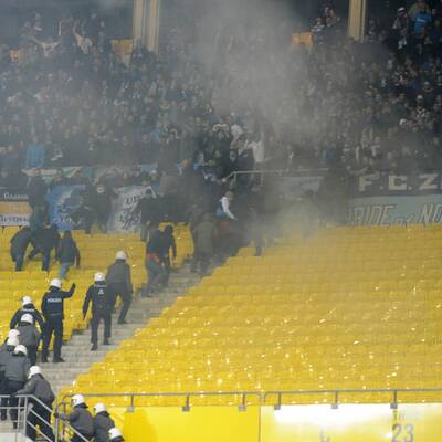 Skandal um Zenit-Hools - die Bilder