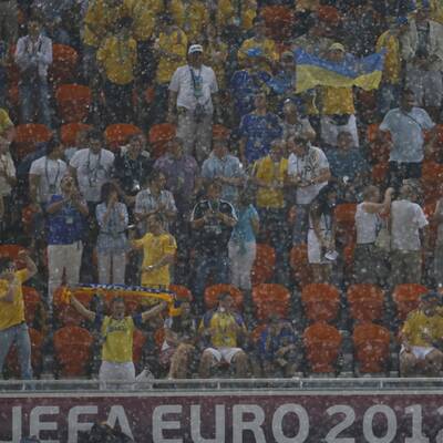 Unwetter-Chaos bei Ukraine - Frankreich