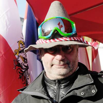 Fan-Ansturm in Kitzbühel