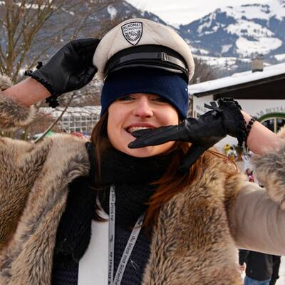 Fan-Ansturm in Kitzbühel