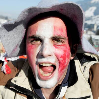 Fan-Ansturm in Kitzbühel