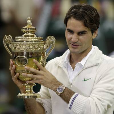 So feiert Roger Federer den Wimbledon-Titel