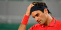 Tennis-Star Roger Federer greift sich an den Kopf