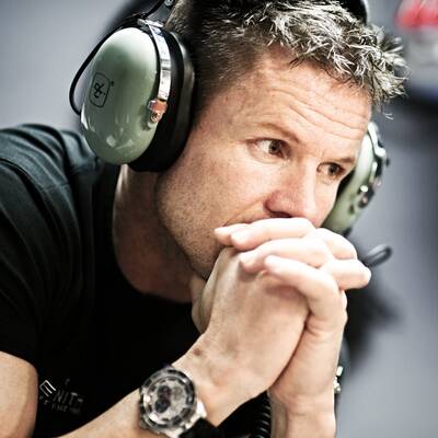 Wegen Windes wurde Baumgartners Sprung abgebrochen.