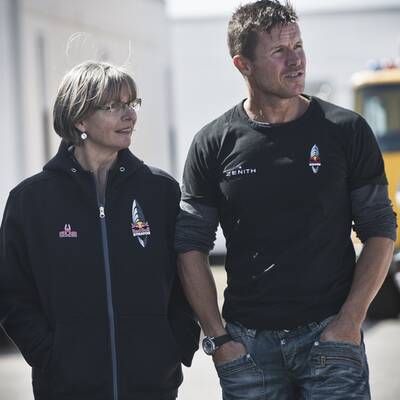 Wegen Windes wurde Baumgartners Sprung abgebrochen.