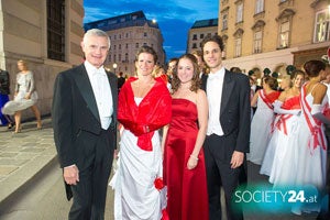 Fête Imperiale: Alles rot-weiß-rot