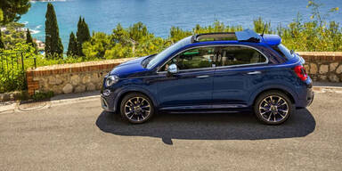 Fiat 500X jetzt auch mit großem Faltdach