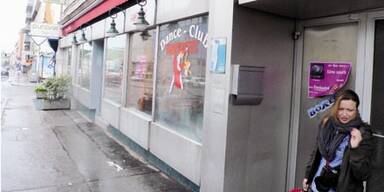 Feueropfer
von Helfern
ausgeraubt