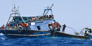 Flüchtlinge Schiff