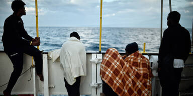 Fl&uuml;chtlingsschiff Aquarius