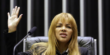 Politikerin befahl eigenen Kindern Mord an Ehemann