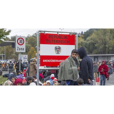 Flüchtlinge auf dem Weg nach Österreich