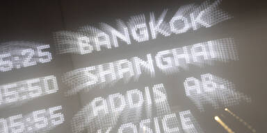 Erster Flug aus China in Wien gelandet