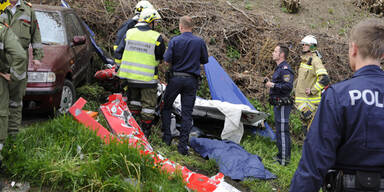 Absturz von Kleinflugzeug: Pilot tot