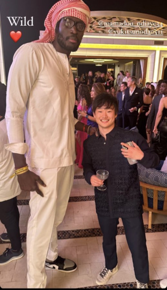 Neben diesem Riesen sieht Haaland wie ein Zwerg aus