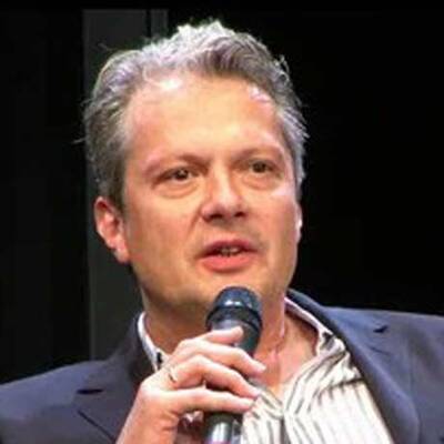 Sandra Cervik, Josefstadt-Schauspielerin