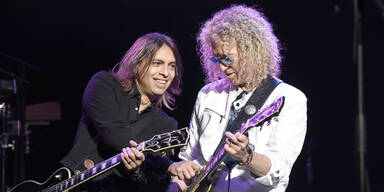 oe24 holt 2026 Foreigner zum Lovely Days