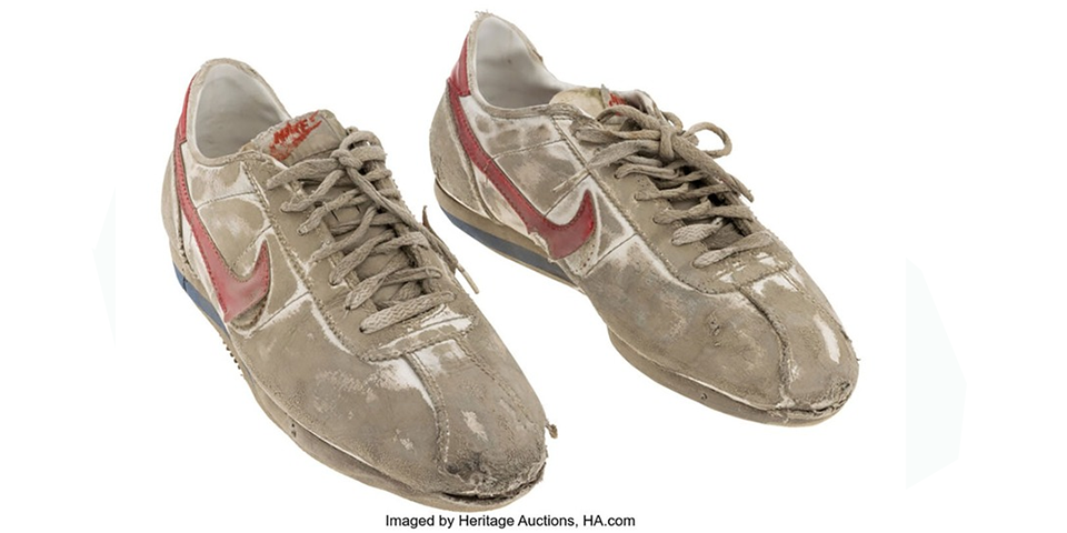 Forrest Gumps legendäre Sneaker um 57.500 Dollar versteigert