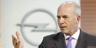 Forster muss Personalkosten drastisch senken