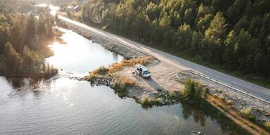 Mit Camper, Wohnmobil & Co - Die besten Last-Minute Urlaubstipps