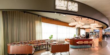 Wiener Schnitzel-Imperium serviert Champagner am Flughafen